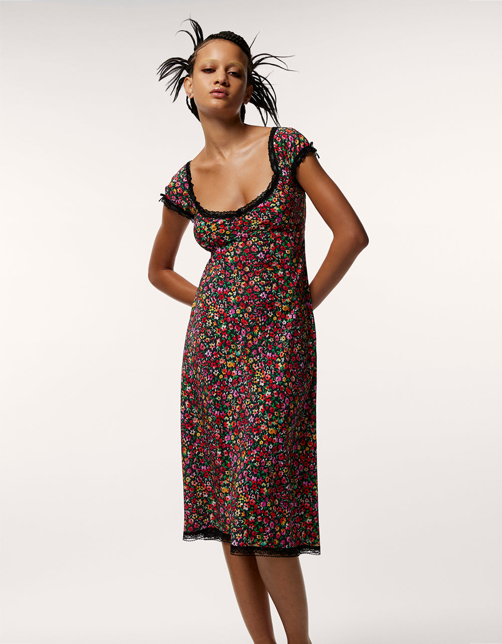 MALIBU MIDI DRESS BLACK DITSY FLORAL | Betsey Johnson Everyday