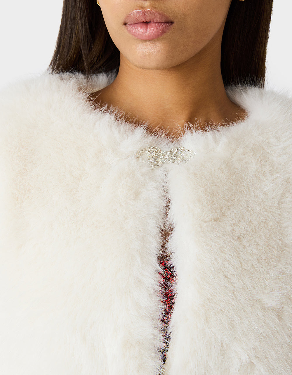 CHAMPAGNE LUXE FAUX FUR JACKET CREAM Women's Cream Faux Fur Jacket | Betsey Johnson Premium