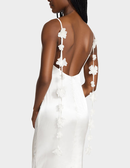 THREAD OF ROSES DRESS WHITE White Maxi Dress with Floral Detailing | Betsey Johnson Quality