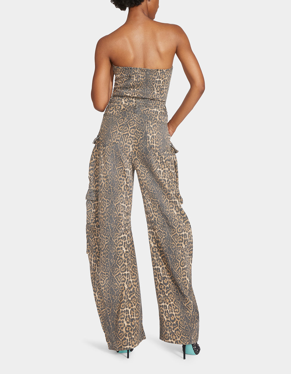 CARGO JUMPSUIT LEOPARD | Betsey Johnson Premium