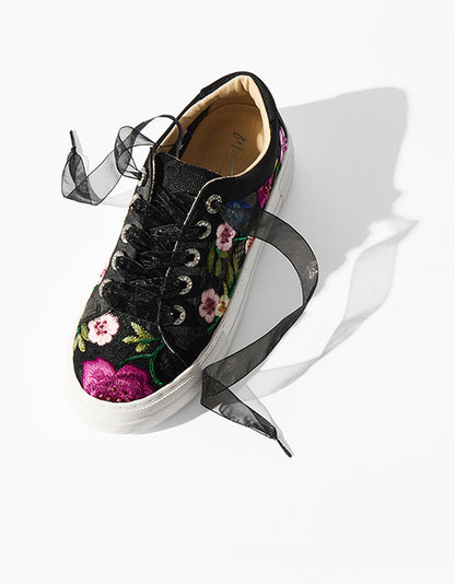 JAYLA BLACK MULTI FLORAL Platform Low-Top Lace-Up Sneaker | Betsey Johnson Featured