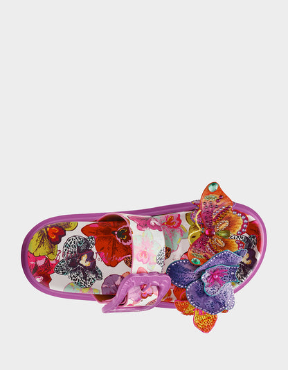 LORAYNE WHITE MULTI Women's Footbed Slip-On Sandal with Flower and Butterfly Details | Betsey Johnson New