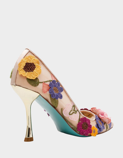 AIMEY NUDE FLORAL Pointed-Toe Stiletto Pump Heel | Betsey Johnson Quality