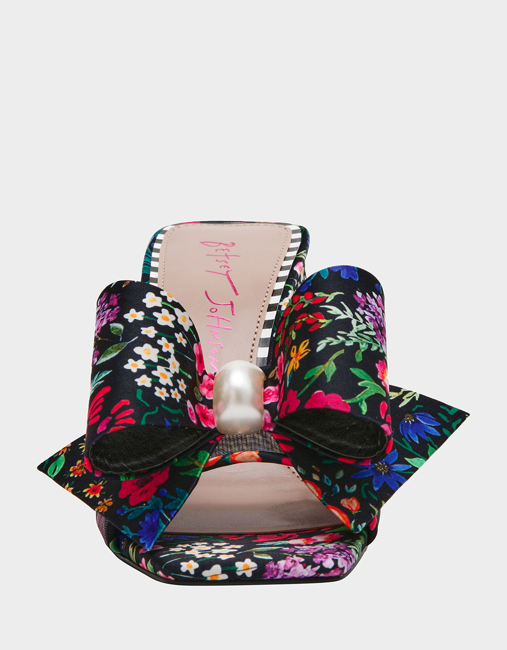 JORDN DITSY FLORAL Square-Toe Mule Block Heel | Betsey Johnson Smart Buy