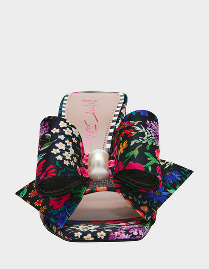 JORDN DITSY FLORAL Square-Toe Mule Block Heel | Betsey Johnson Smart Buy