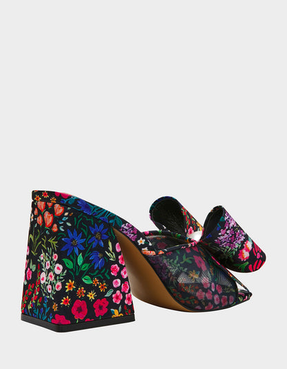 JORDN DITSY FLORAL Square-Toe Mule Block Heel | Betsey Johnson Smart Buy