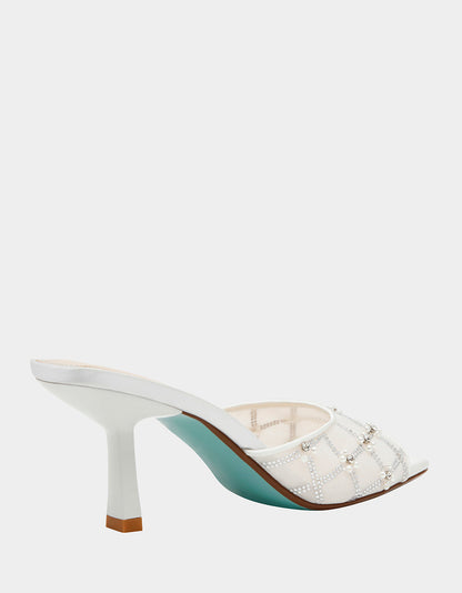 EMM IVORY Slip-On Mule Sandal | Betsey Johnson Hot Sale