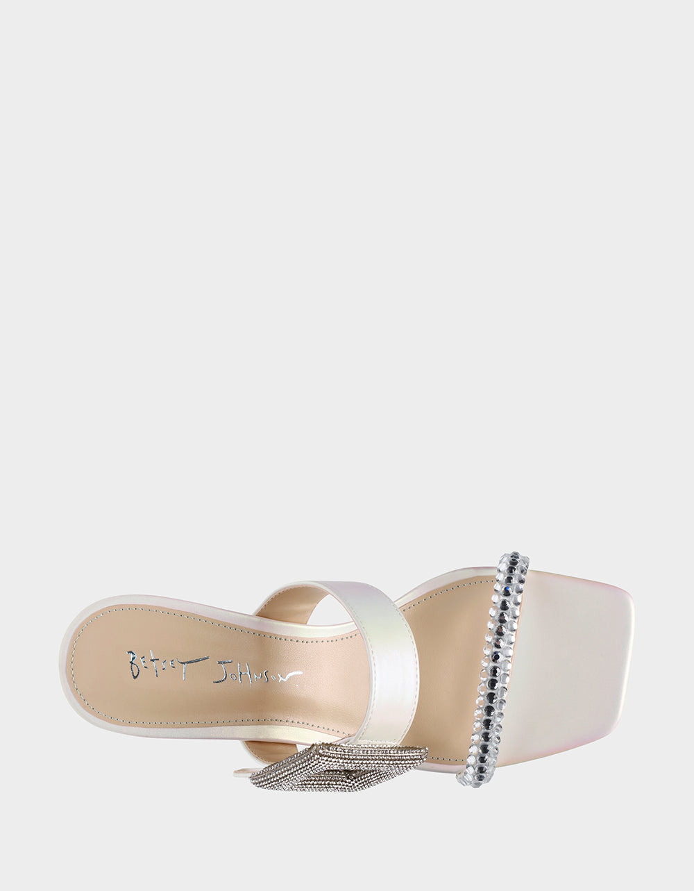 ANNY IVORY Bridal Heel | Betsey Johnson Premium